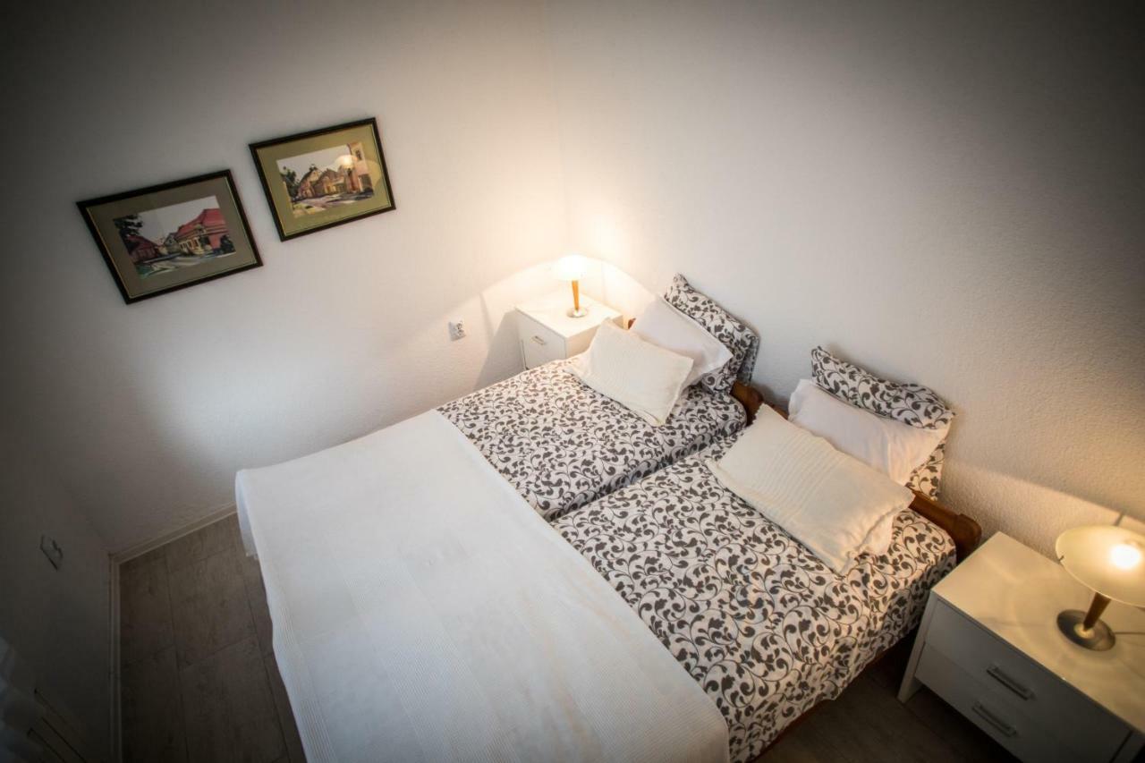 Apartman Magnolia Ivanic-Grad Exterior photo
