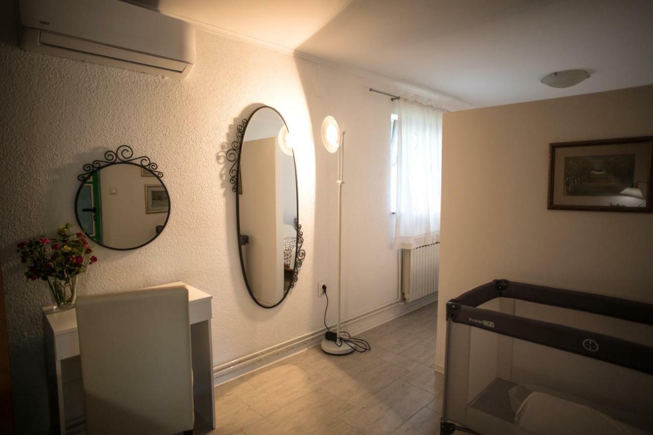 Apartman Magnolia Ivanic-Grad Exterior photo